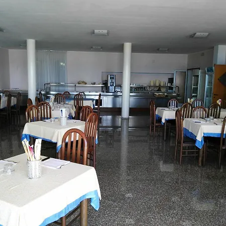 酒店 La Romantica 马内尔巴