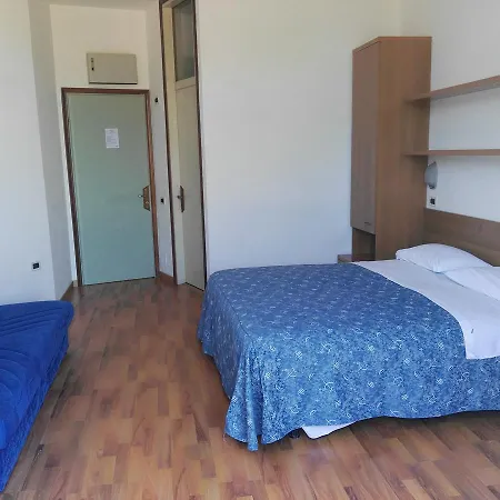 La Romantica 酒店 马内尔巴