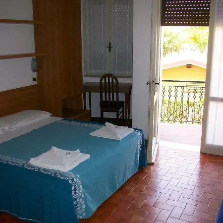 La Romantica Hotel Manerba del Garda