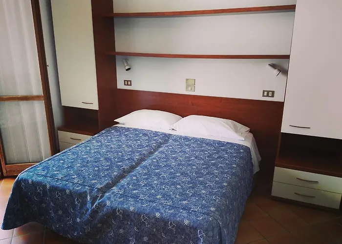 La Romantica Hotel *